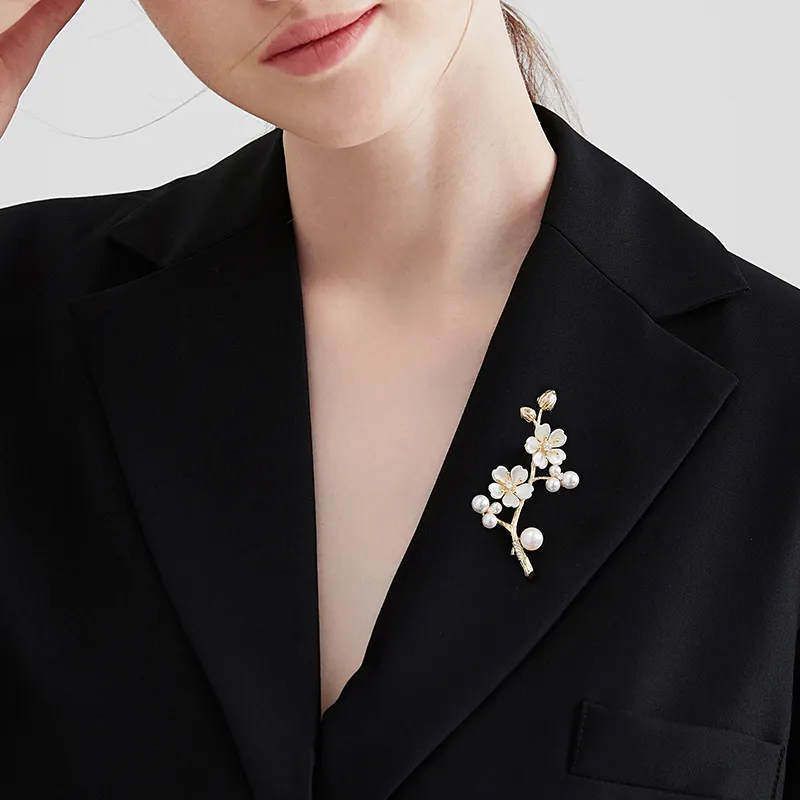 MCK Brooches Women's Plum Blossom Brooch-3