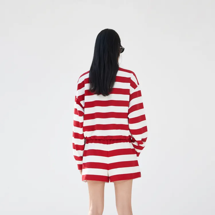 MO&CO Sweatshirts Women's-5