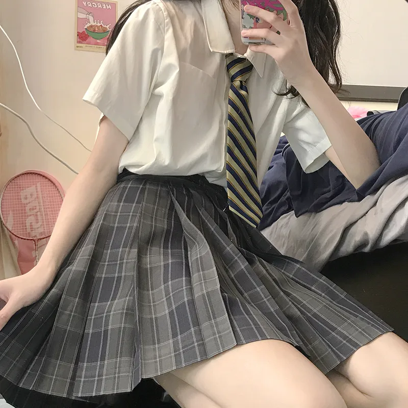 Tokyo Season Casual Short Skirts Women's Carbon Fiber Estate Plaid Skirt-5