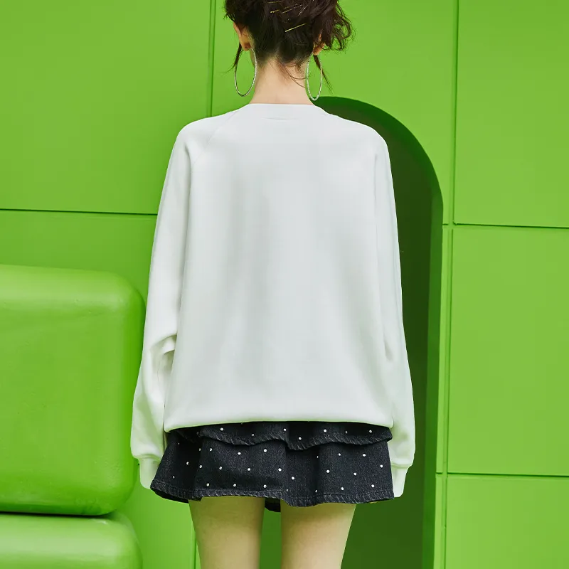 TCH Sweatshirts Unisex White With Black Logo-3