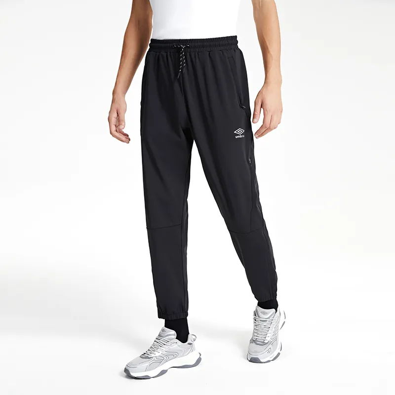 Umbro Knitted Sweatpants Men-2