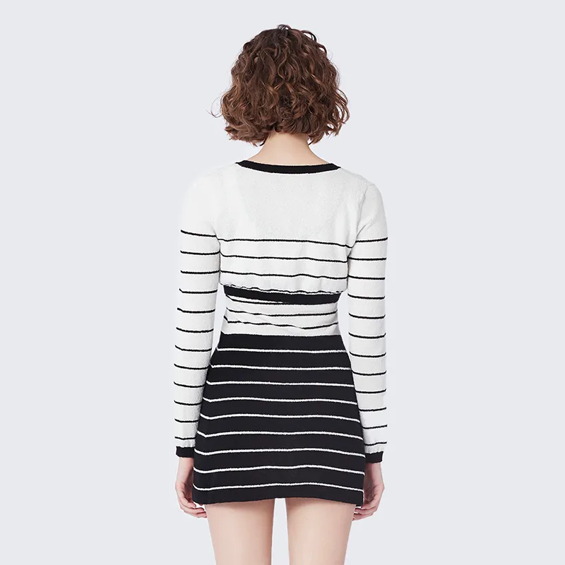 Laurence & Chico Cropped Coats Women's White-2