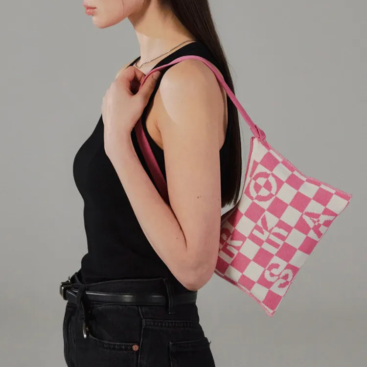 ROSA.K Shoulder Bags-11