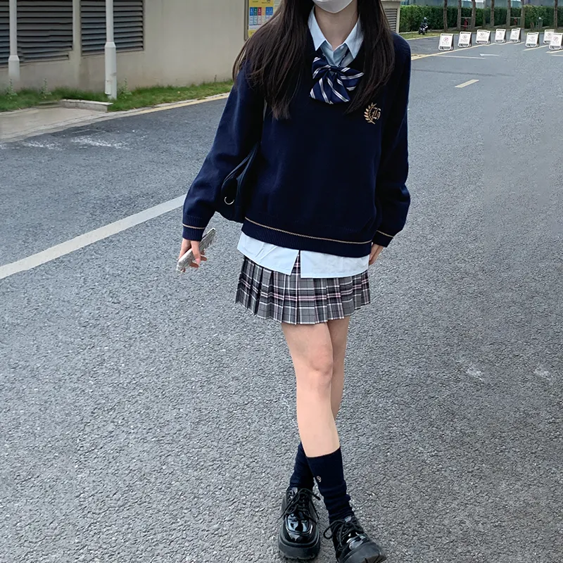 Tokyo Season Sweaters Women's-11