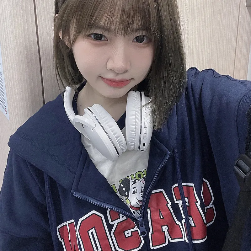 Tokyo Season Sweatshirt Women's-96