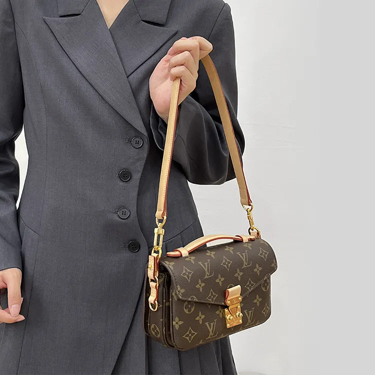 Ingenuity Handmade Vegetable Tanned Leather Messenger Bag With Shoulder Strap Women's Brown-5
