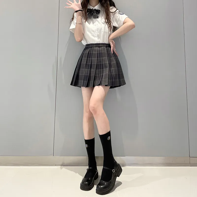 Tokyo Season Casual Short Skirts Women's Carbon Fiber Estate Plaid Skirt-2