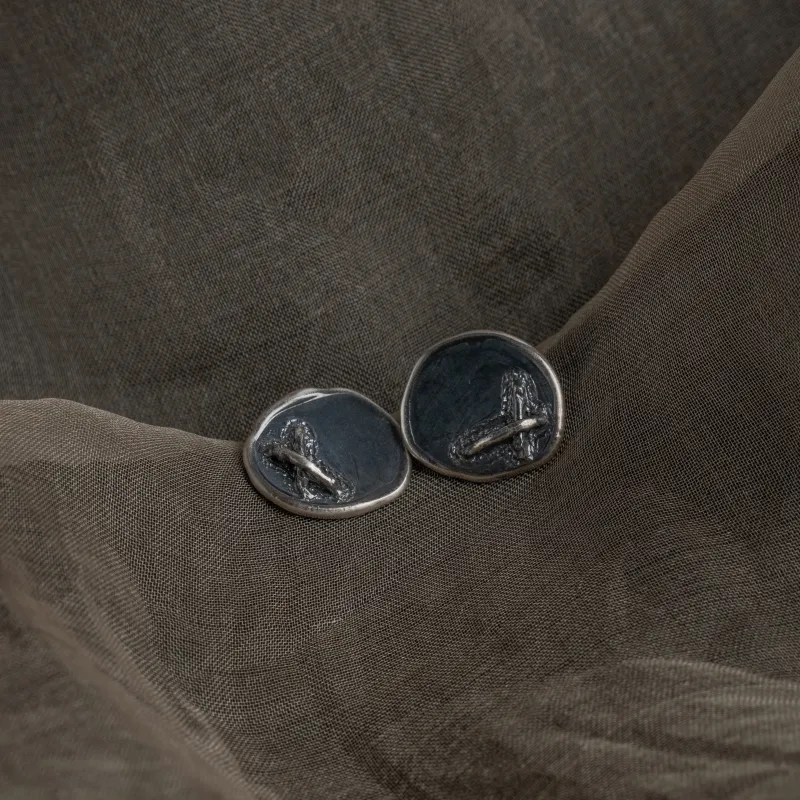 M.Wong 925 Sterling Silver Burned White Distressed Stud Earrings Unisex-3