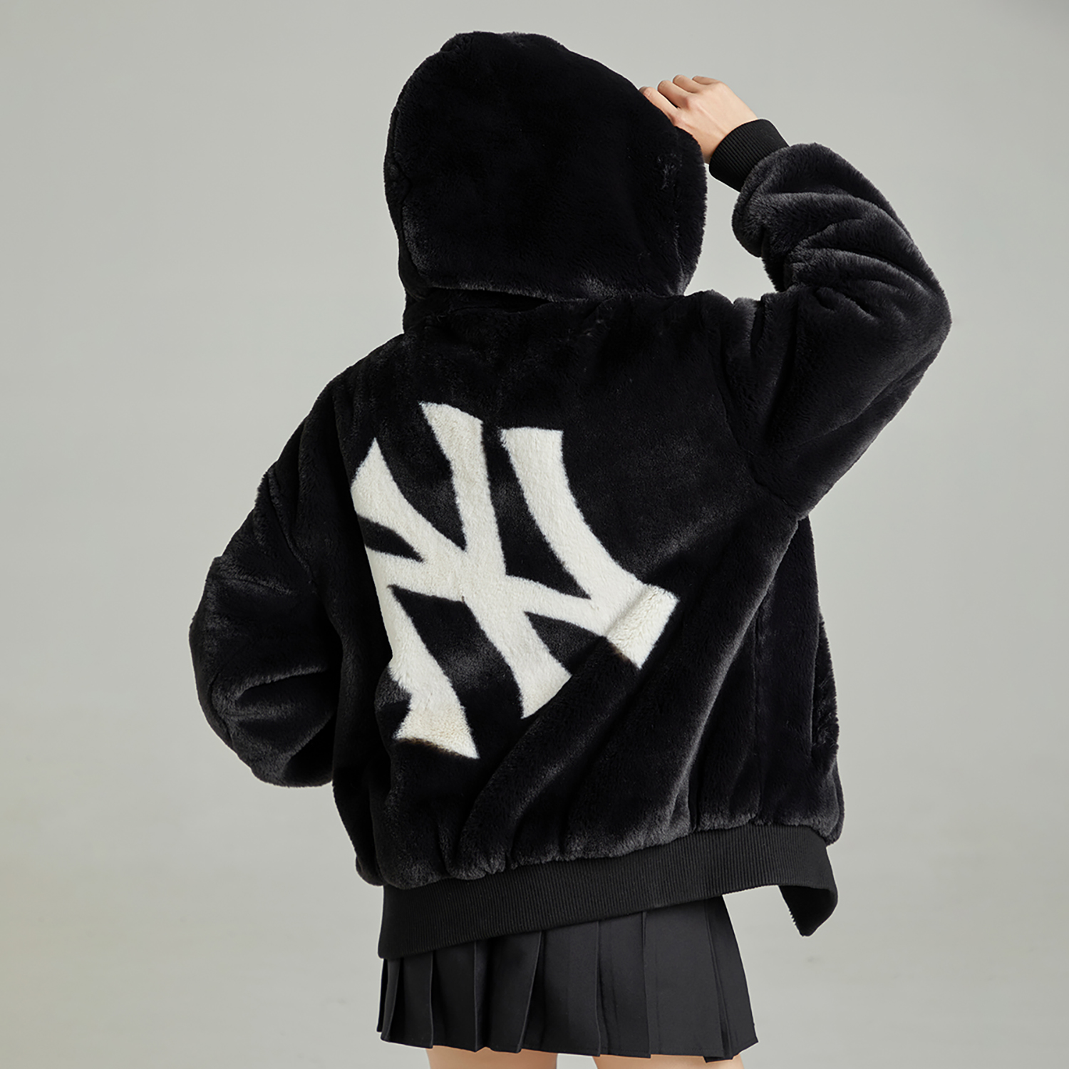 MLB New York Yankees Velvet Jackets Unisex Black XS - POIZON