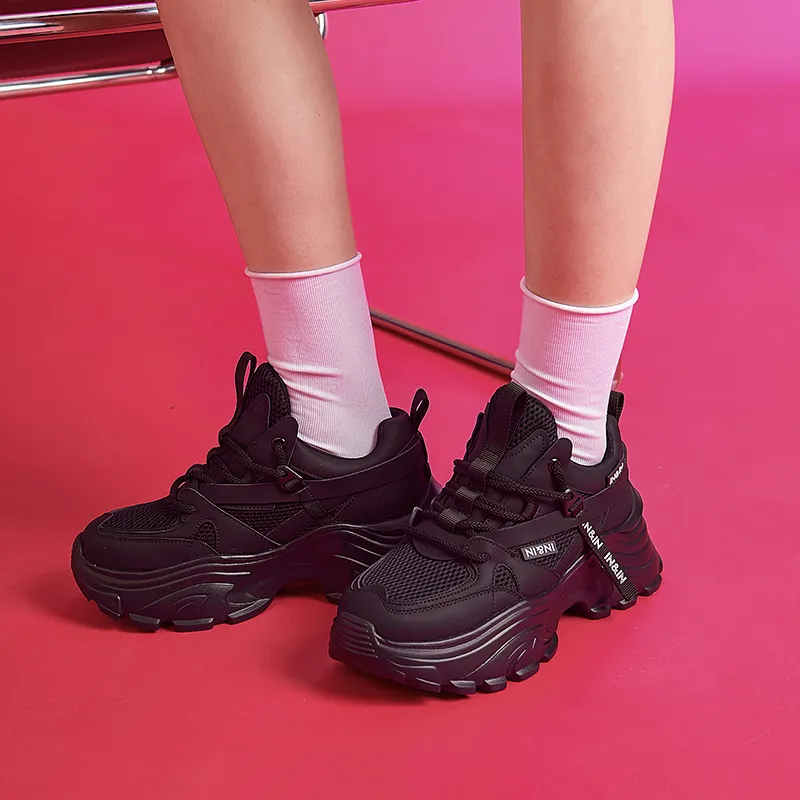 IN&IN Chunky Sneakers Women's Low Top Black/White-16