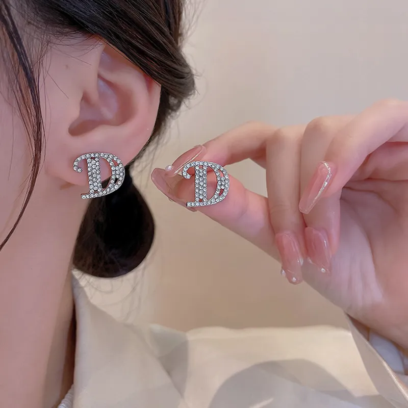 PIARA Stud Earrings Women's Silver-1