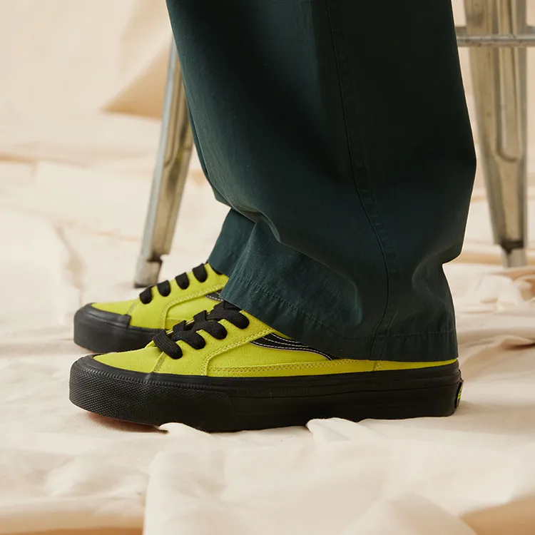 OddCIRKUS Astley Neon Balance Abrasion Resistant Slip Resistant Low Top Skateboard Shoes Unisex Lemon-7