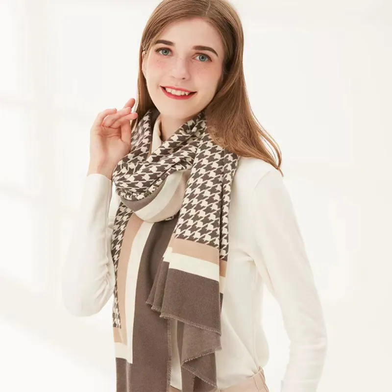 ALIEN BANG Knit Scarves Women's-3