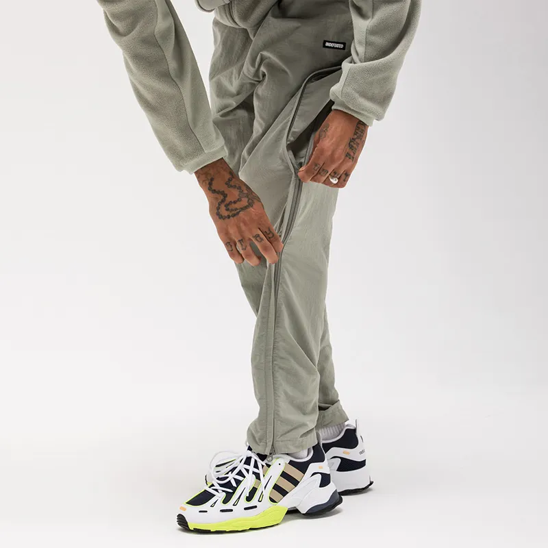 UNDEFEATED Cargo Pants Sweatpants Unisex-4
