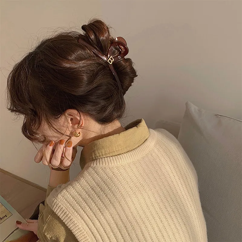 AGOVSKI Resin Hair Clips Women's-4