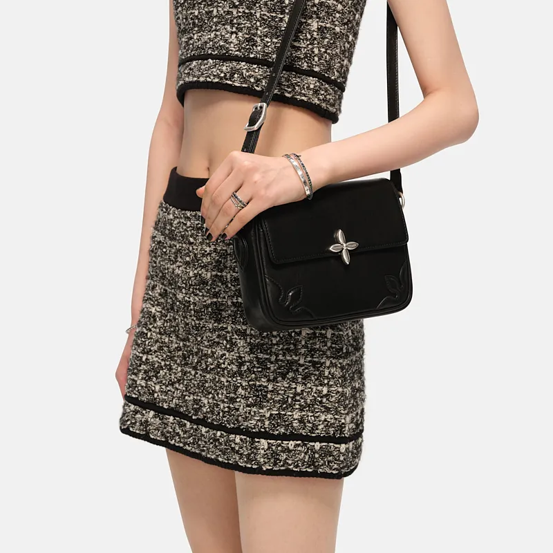 SMFK Vegetable Tanned Cow Leather Crossbody Bag Medium Size Women's Wilderness Black-3