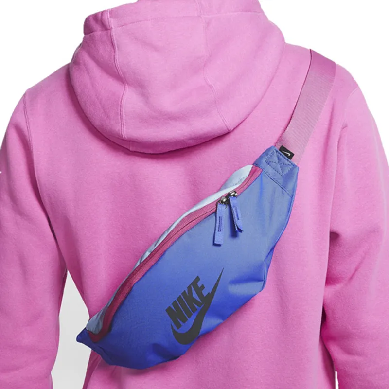 Nike Polyester Crossbody Bags Fanny Pack Regular Unisex Light Blue-1