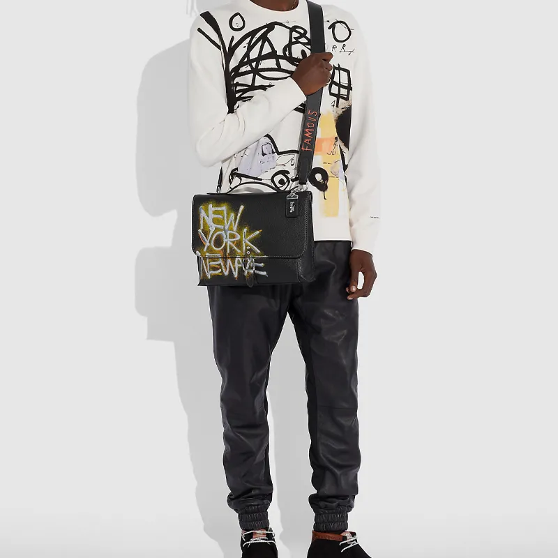 COACH Basquiat Collaboration Rogue Leather Messenger Bag, Shoulder Bag, Crossbody Bag Regular Men's Black-5