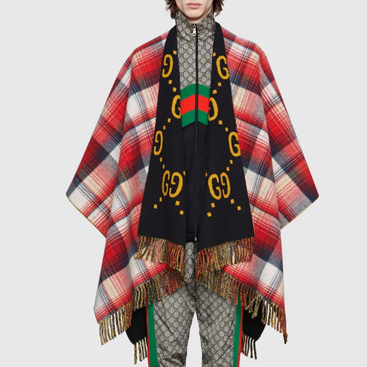 GUCCI Shawls Unisex Black-4