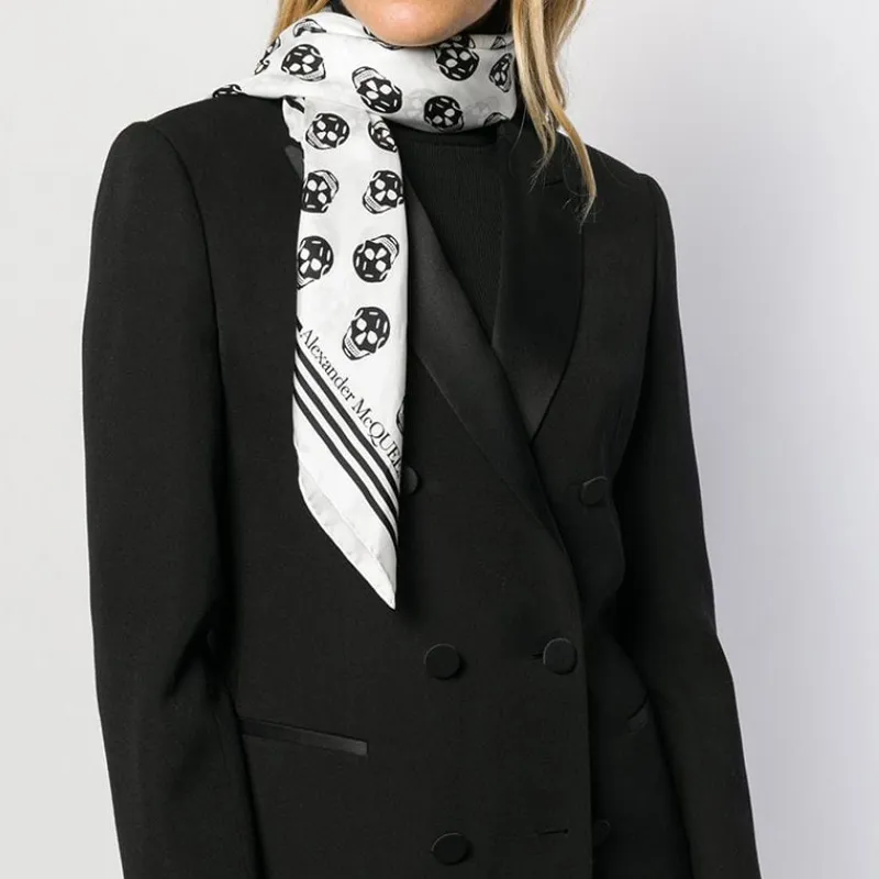 Alexander McQueen Skull Printed Scarf-4