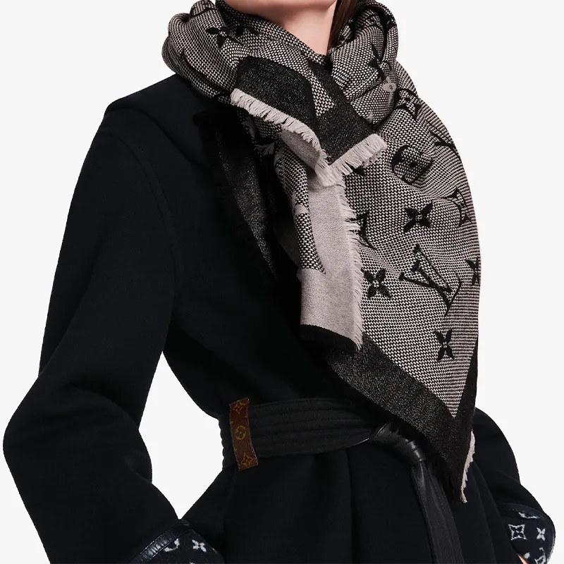 LOUIS VUITTON Neo Natté Monogram Shawl-3