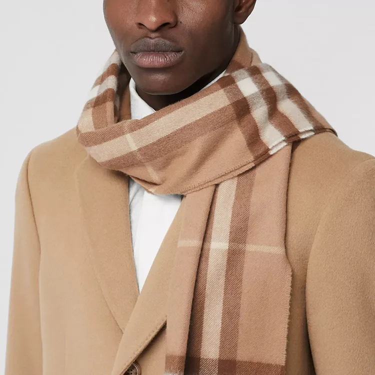 Burberry The Classic Check Scarf-3