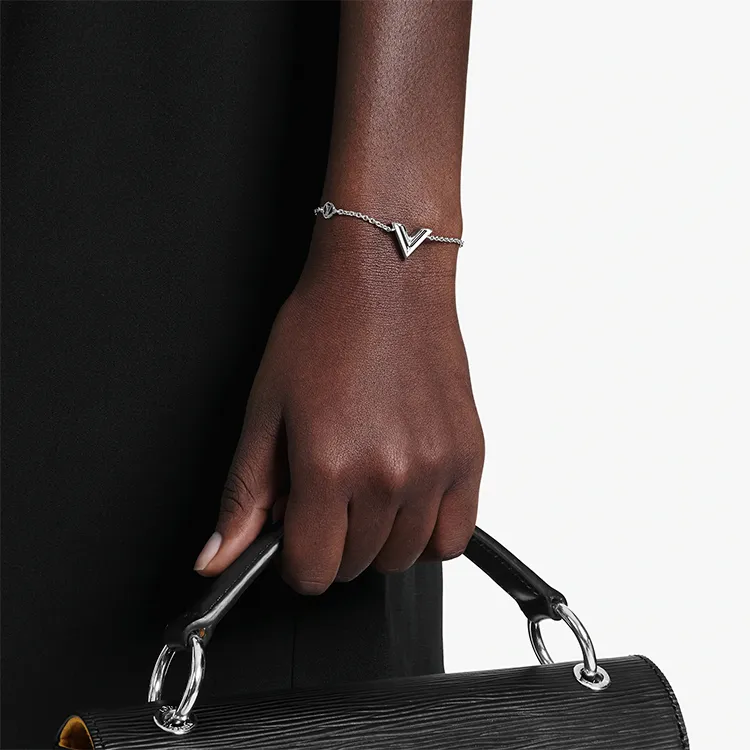 LOUIS VUITTON ESSENTIAL V Bracelets Women's-2