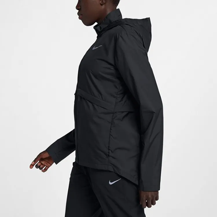 Nike Women's Essential Seasonal Jacket Black-4