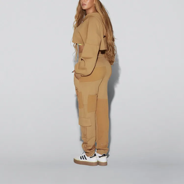 Adidas Ivy Park Cargo Sweat Pants Gender Neutral-1