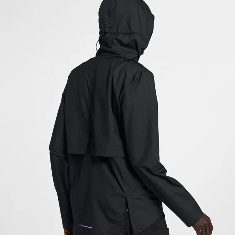 Nike Women's Essential Seasonal Jacket Black-2