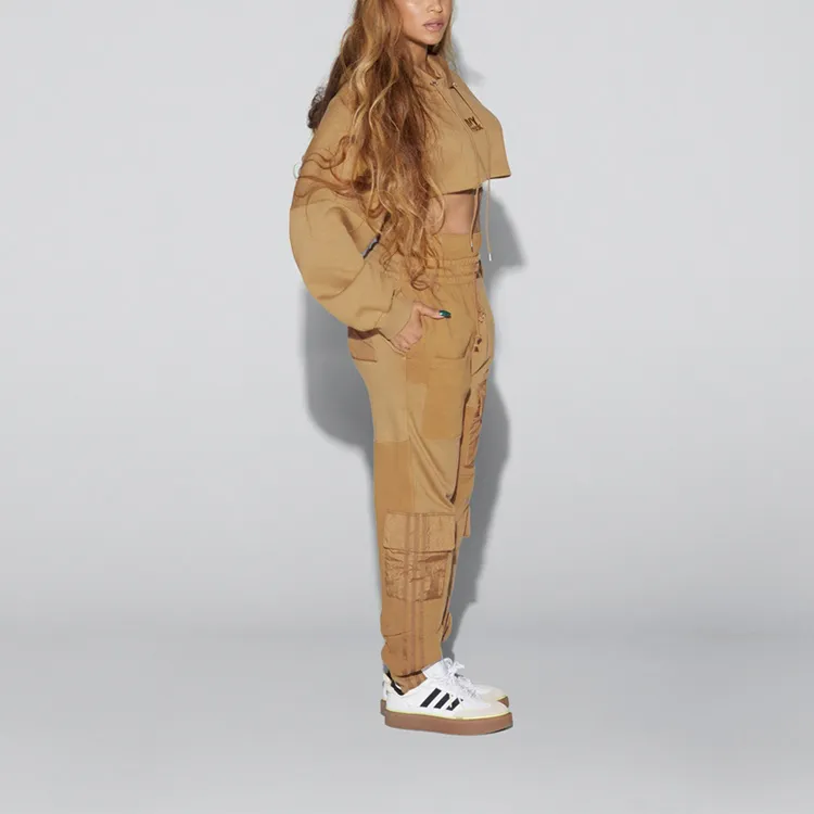 Adidas Ivy Park Cargo Sweat Pants Gender Neutral-3