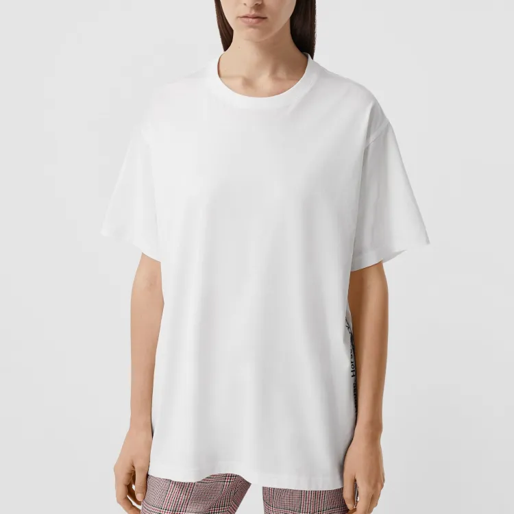Burberry Women'ss Horseferry Print Cotton Oversized T Shirt White/Black-2
