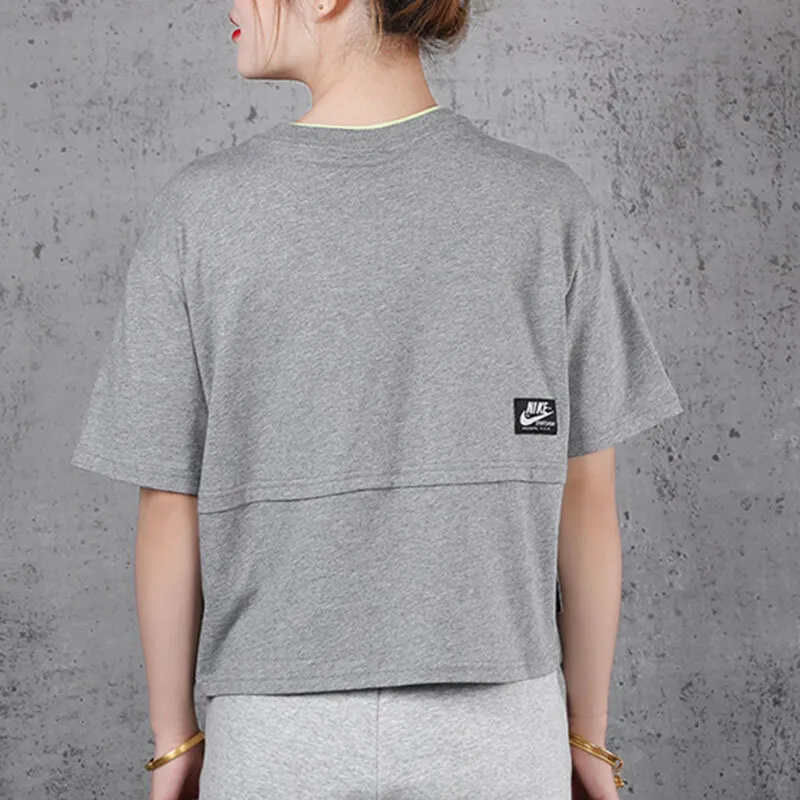 Nike T Shirts Women's-2