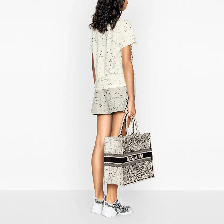 DIOR Casual Shorts Women's White-3