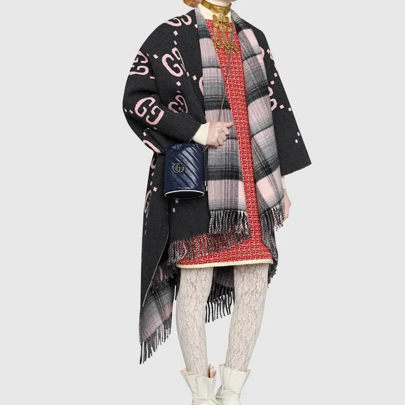 GUCCI Shawls Unisex-11