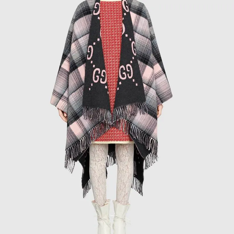 GUCCI Shawls Unisex-10