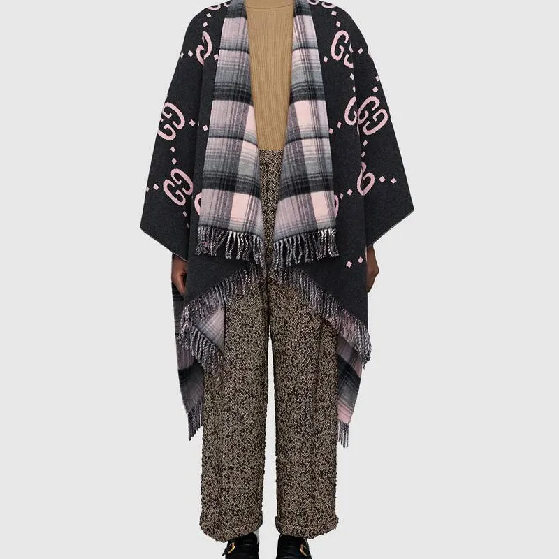 GUCCI Shawls Unisex-8