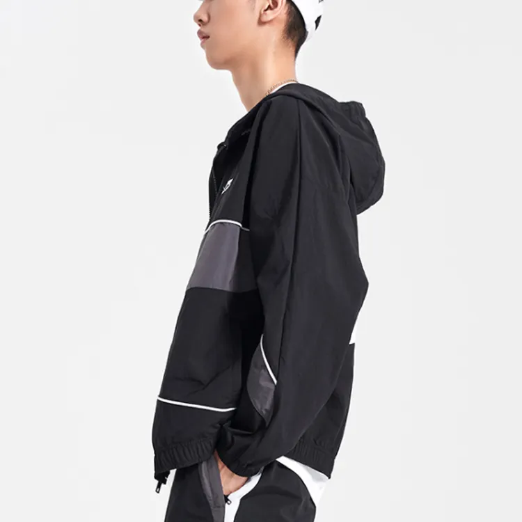 LINING Sports Fashion Collection Jackets Men Black-4