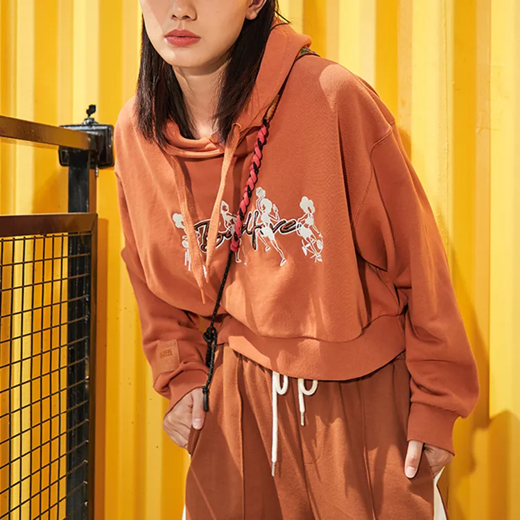 LINING Sweatshirts Women's Amber Brown-3