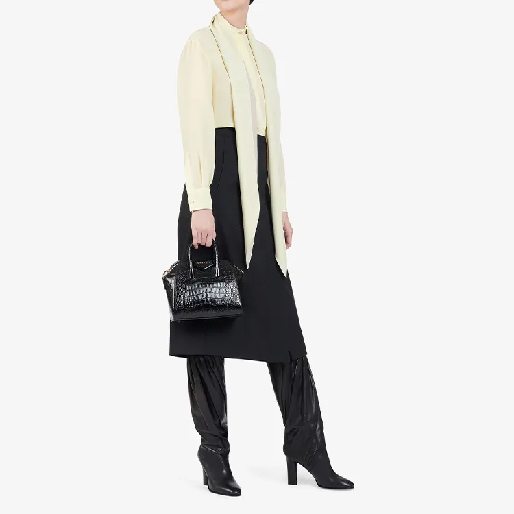 Givenchy Antigona Handbags-5