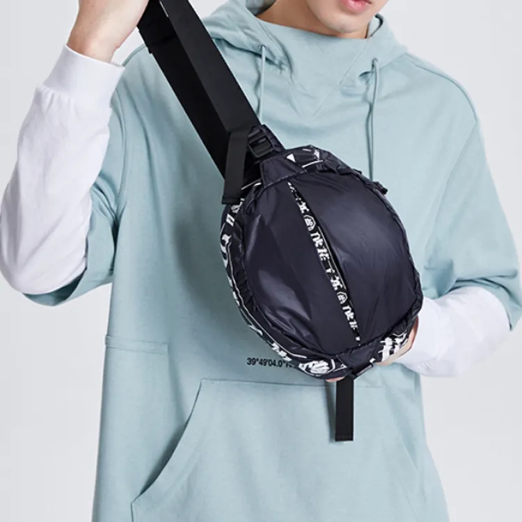 LiNing Hajime Murakami Collaboration Polyamide Fanny Pack Regular Unisex Black-4