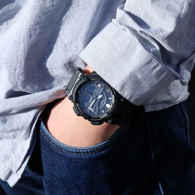 CASIO G Shock AEQ 110W 1B-4