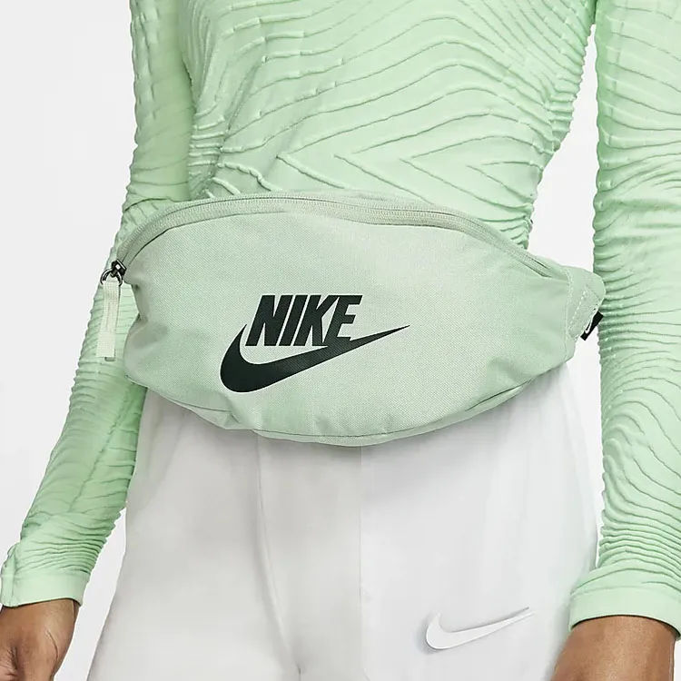 Nike Heritage Polyester Sling Bag, Crossbody Bag, Fanny Pack Regular Unisex Light Matcha Green-3
