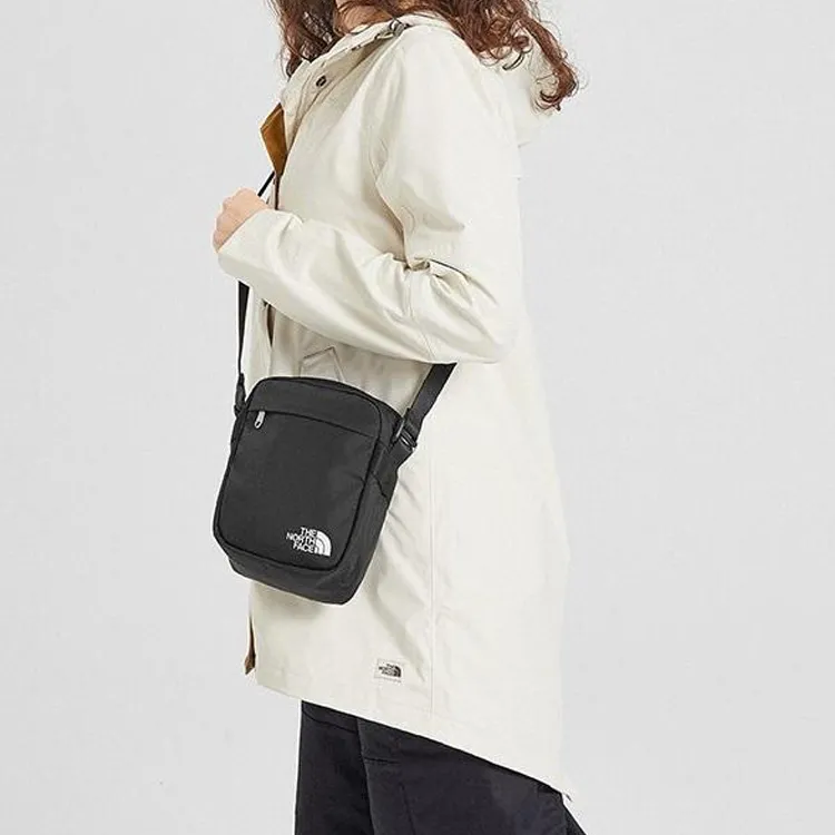 THE NORTH FACE Polyamide Shoulder Bag Crossbody Bag Regular Unisex Black/White-2
