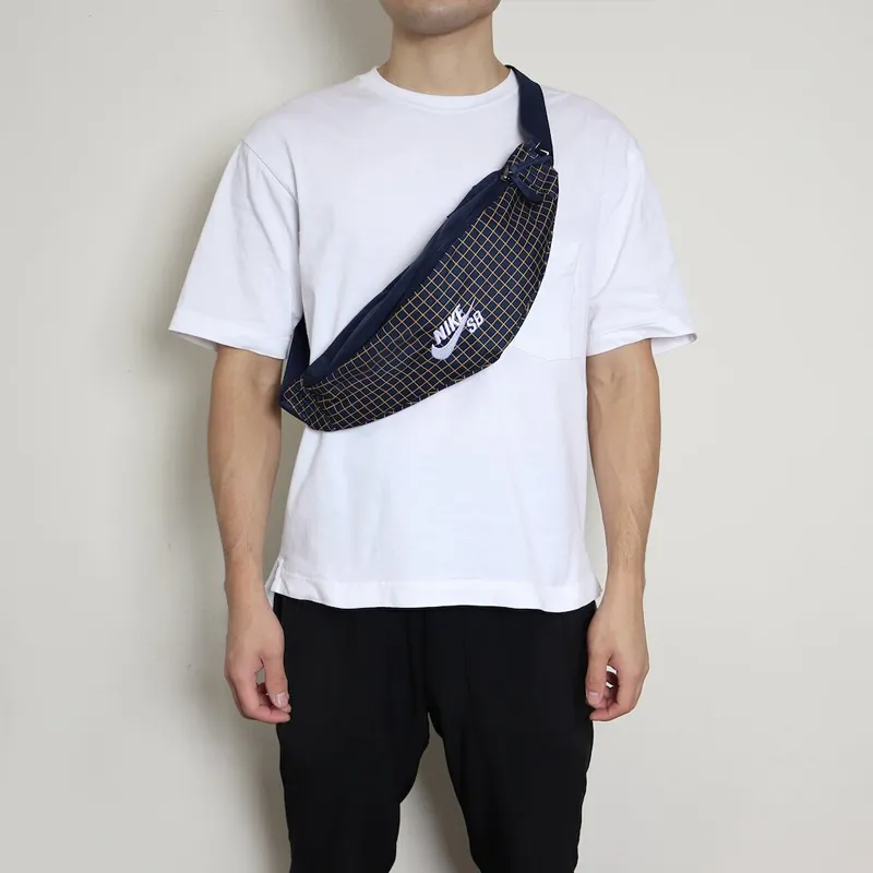 Nike Polyester Fanny Pack Regular Unisex Blue-1