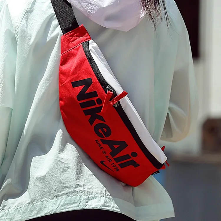Nike Heritage Polyester Fanny Pack Regular Unisex University Red-3