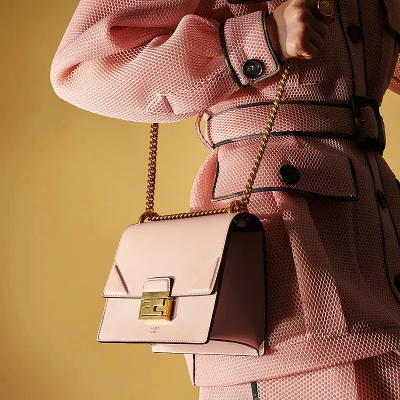 FENDI Kan U Leather Shoulder Bag Crossbody Bag Small Size Women's Pink/Candy Color-7