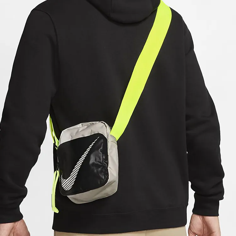 Nike Polyester Shoulder Bag Regular Unisex Multicolor-3