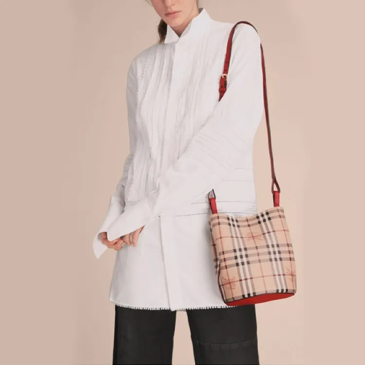 Burberry Cow Leather Bucket Bag, Shoulder Bag, Crossbody Bag Regular Women's Red-9