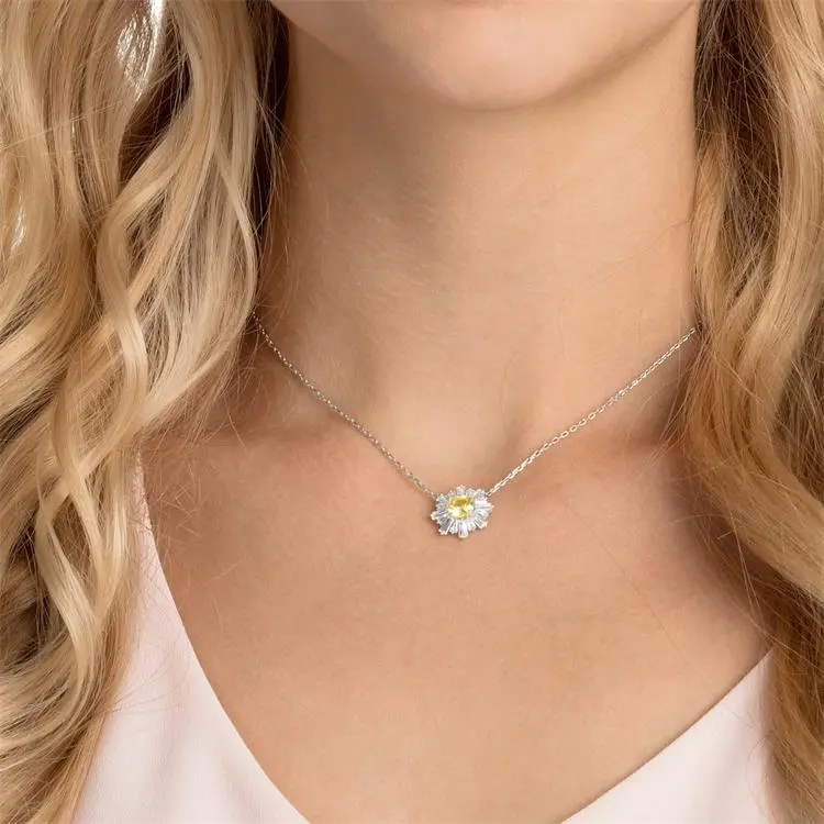 Swarovski Idyllia Pendant Necklace-3